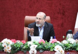 دیوان محاسبات گزارش های منظم و شفاف از وضعیت اقتصادی کشور را به دولت ارائه می دهد