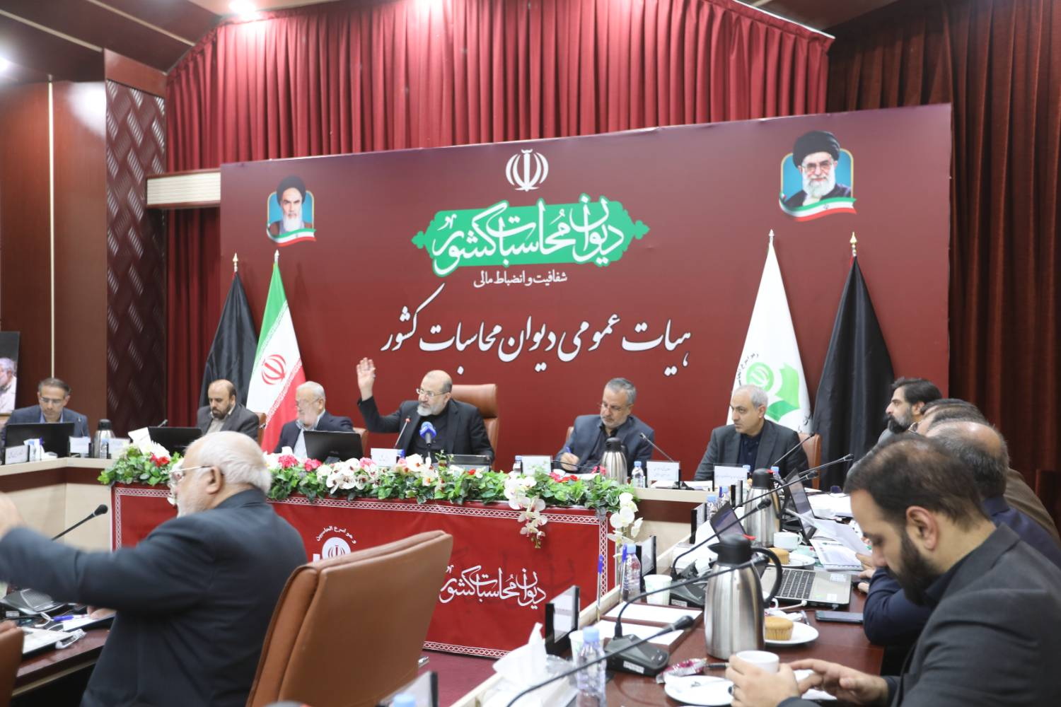 بنگاه داری دولت به یک معضل اساسی تبدیل شده است/صندوق بازنشستگی به لحاظ ساختاری نیازمند سازماندهی است
